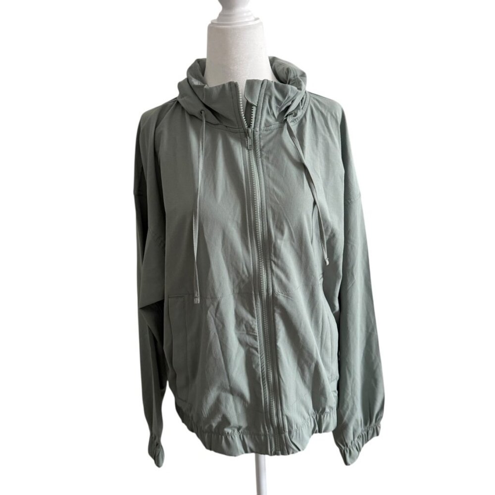 Eddie Bauer NWOT Green Windbreaker Hidden Hood Zipper Jacket Athletic apparel M - Picture 10 of 10